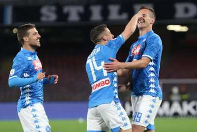 Napoli vittorioso, ma che fatica: Al San Paolo finisce 4-2